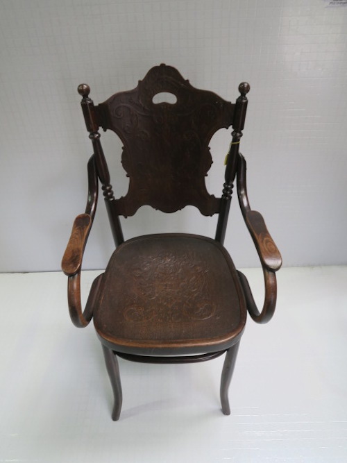 Mundus Gargoyle Bentwood Chair top